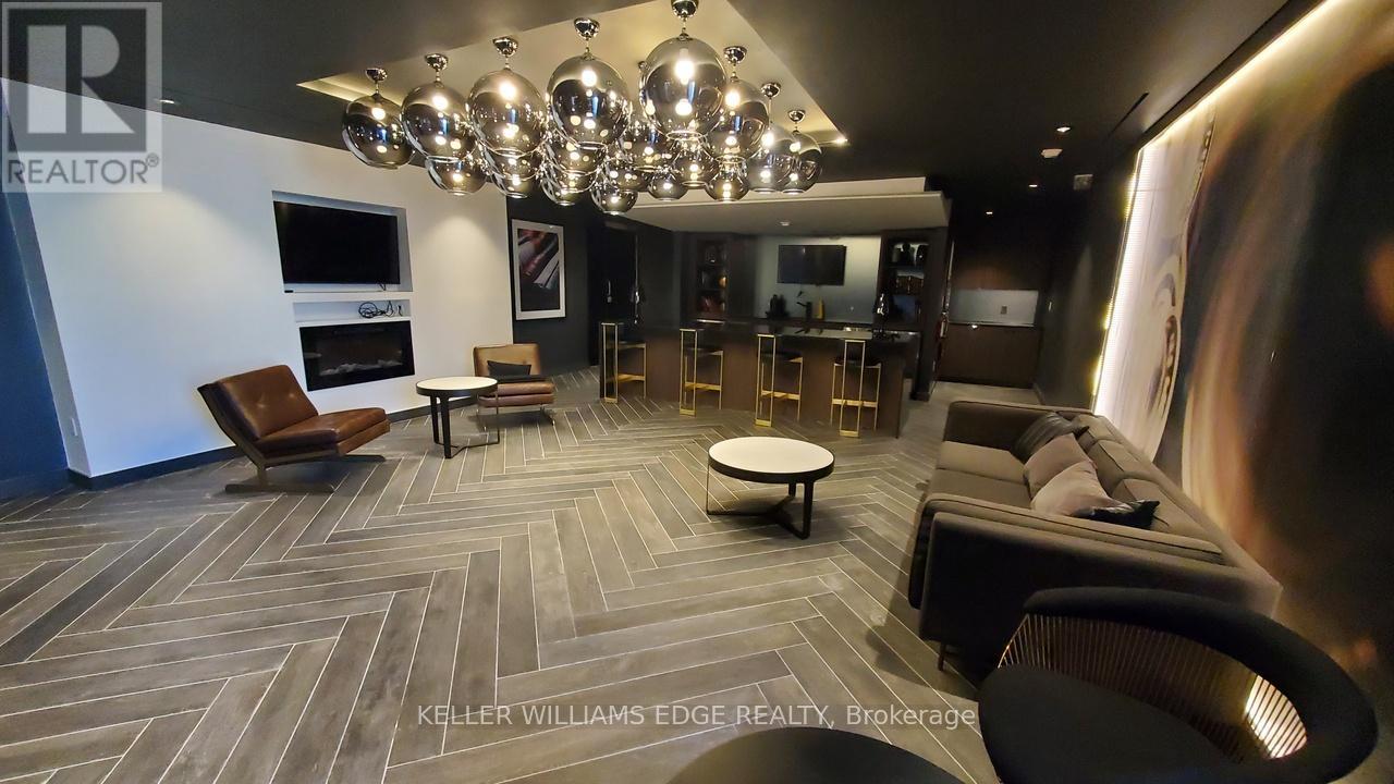 402 - 150 Sabina Drive, Oakville, Ontario  L6H 0W3 - Photo 24 - W12690300