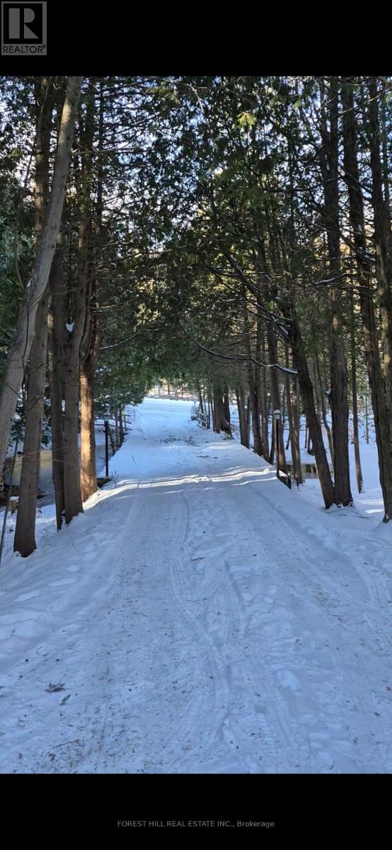 6263 Finnerty Road, Caledon, Ontario  L7K 1C9 - Photo 3 - W12690308