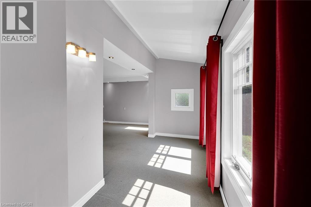 126 Mountain Road, Grimsby, Ontario  L3M 4E7 - Photo 3 - 40797231