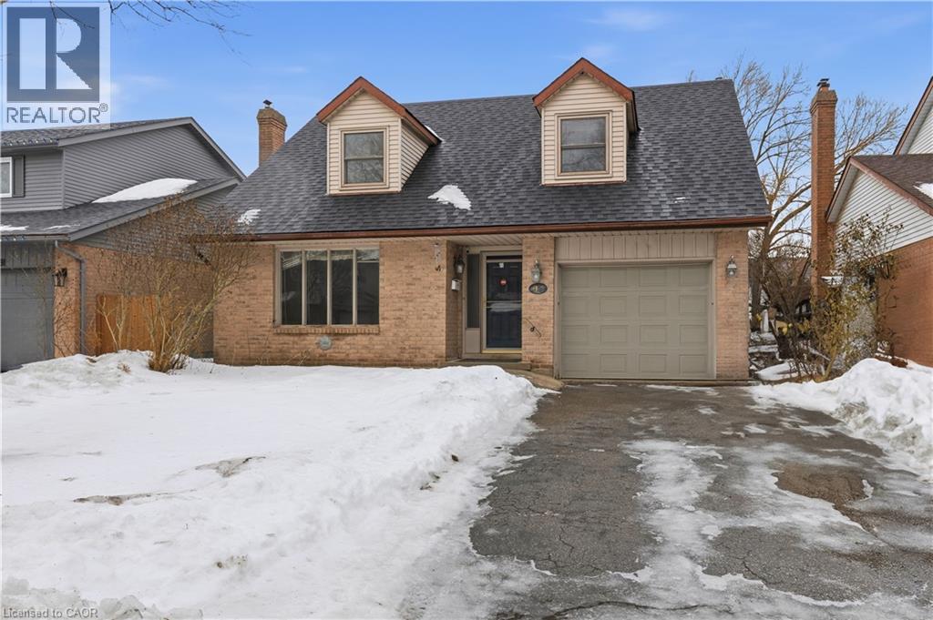 95 SCENIC WOOD Crescent, Kitchener, Ontario