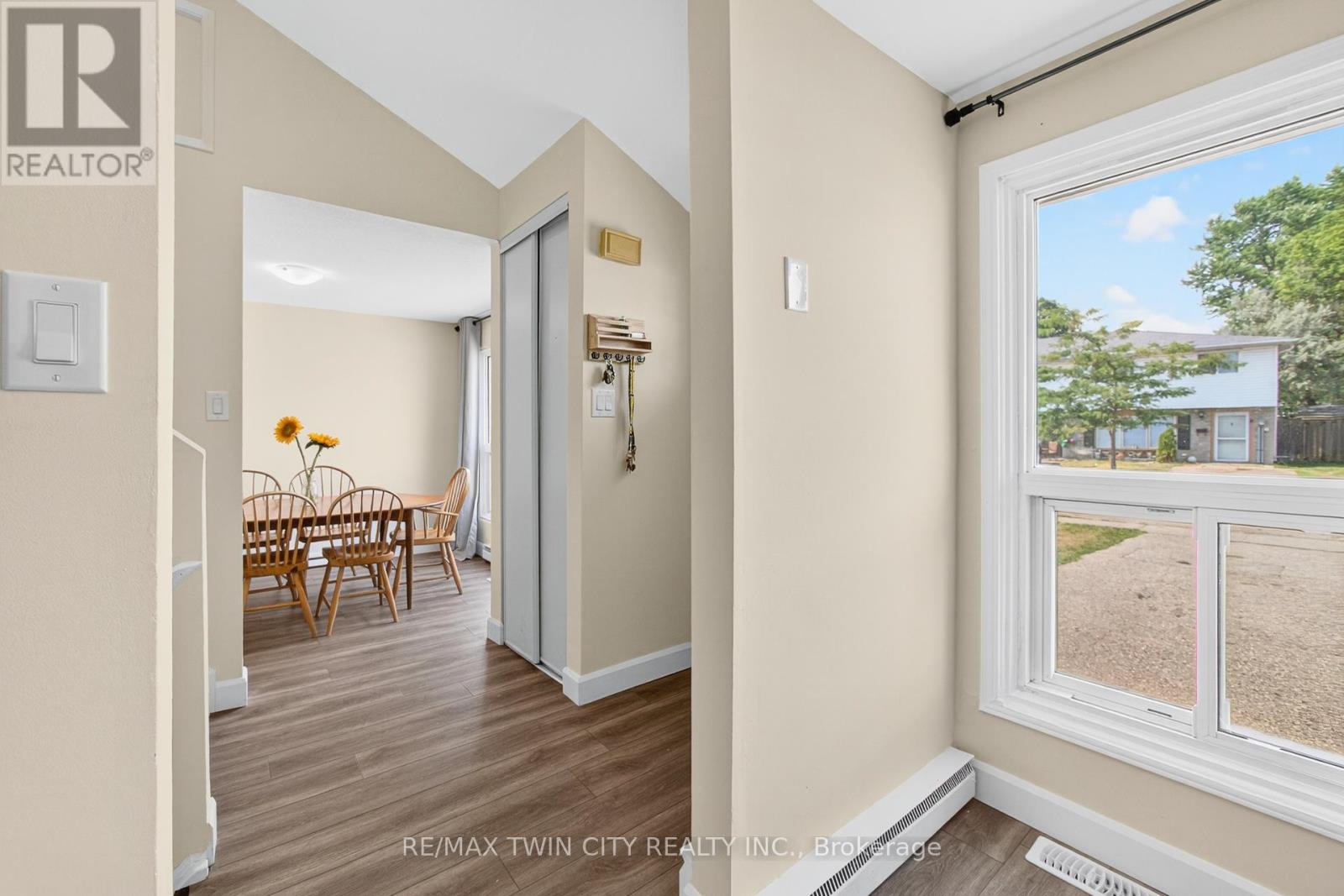 720 Parkview Crescent, Cambridge, Ontario  N3H 4X9 - Photo 16 - X12690220