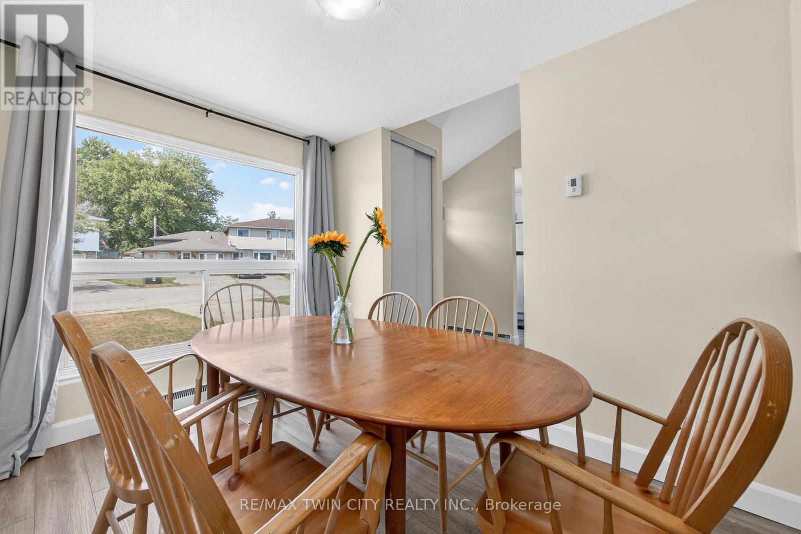 720 Parkview Crescent, Cambridge, Ontario  N3H 4X9 - Photo 19 - X12690220