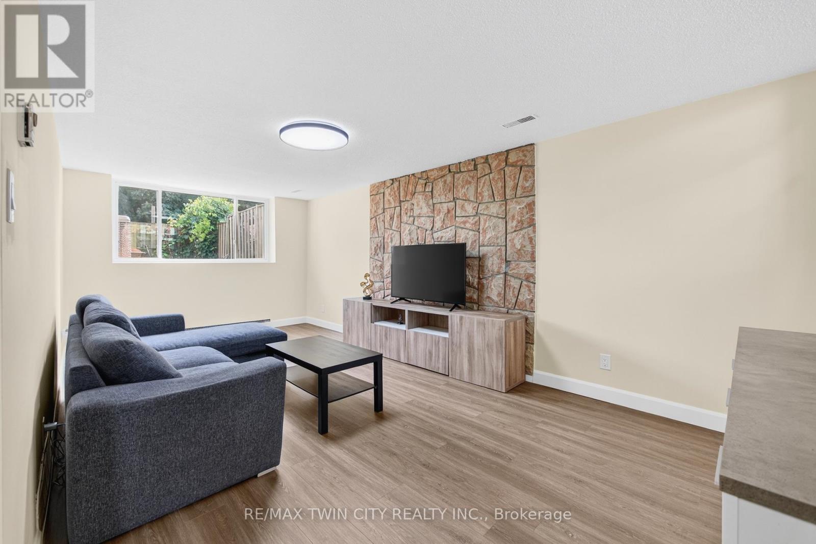 720 Parkview Crescent, Cambridge, Ontario  N3H 4X9 - Photo 21 - X12690220