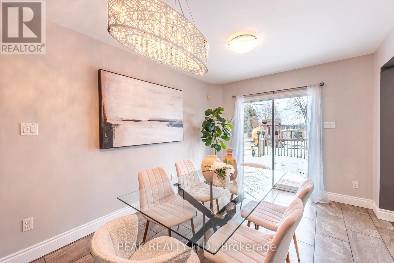 42 Roman Crescent, London East, Ontario  N5V 4W4 - Photo 12 - X12690254