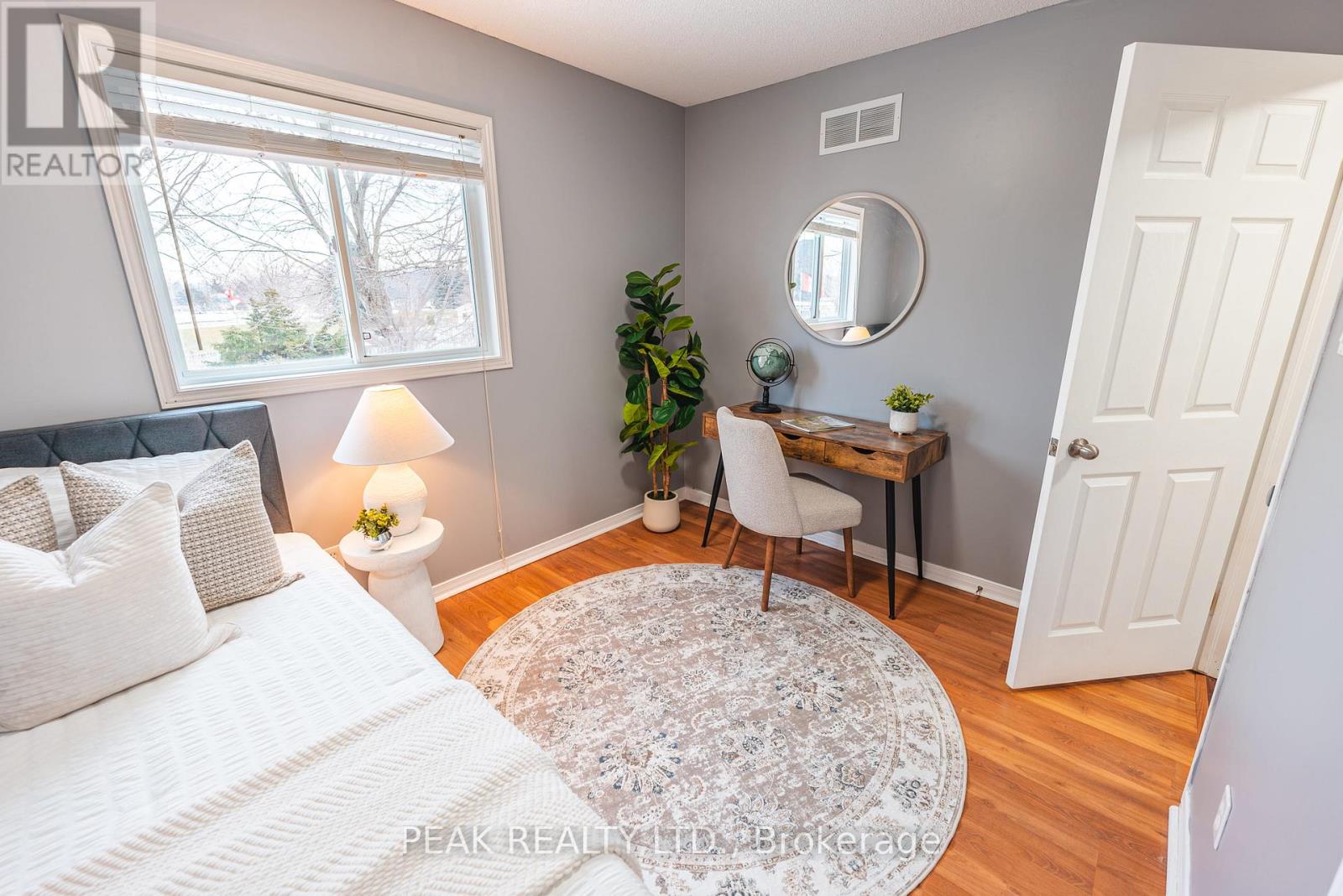 42 Roman Crescent, London East, Ontario  N5V 4W4 - Photo 18 - X12690254