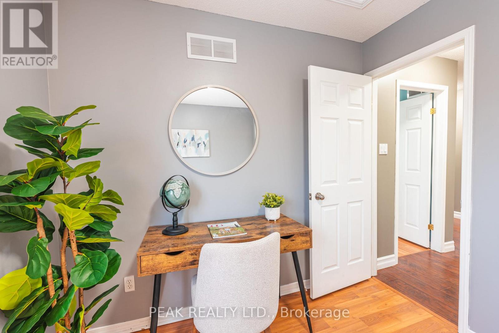 42 Roman Crescent, London East, Ontario  N5V 4W4 - Photo 19 - X12690254