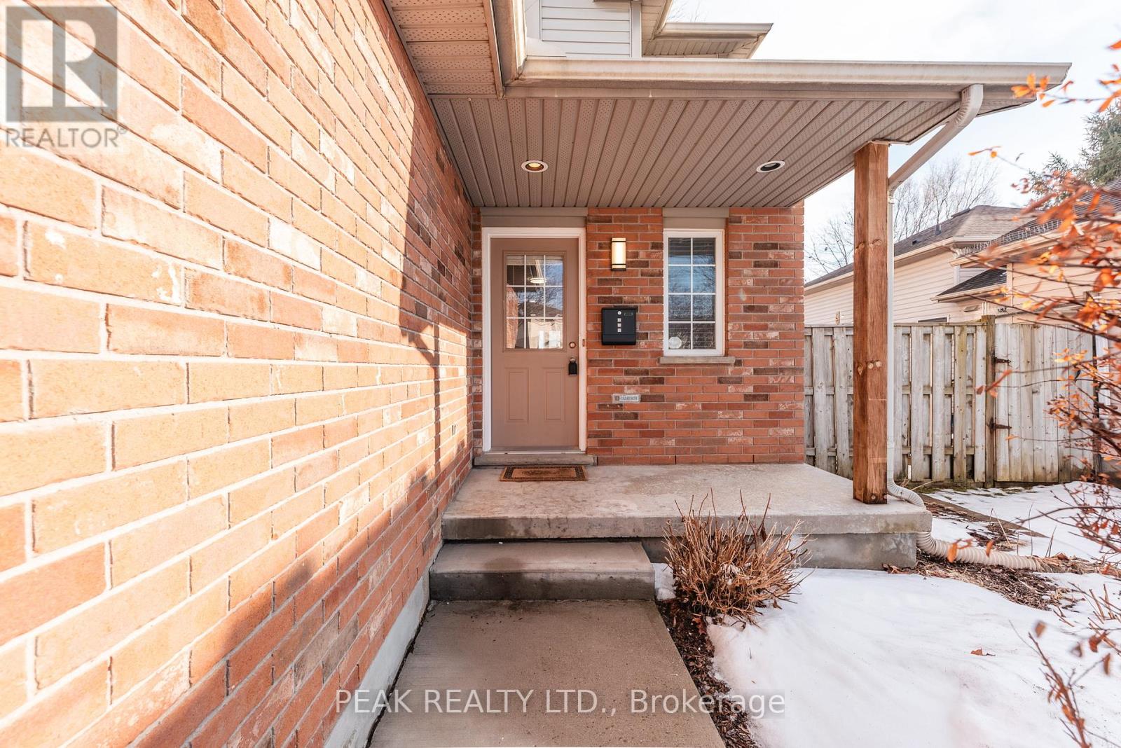 42 Roman Crescent, London East, Ontario  N5V 4W4 - Photo 44 - X12690254