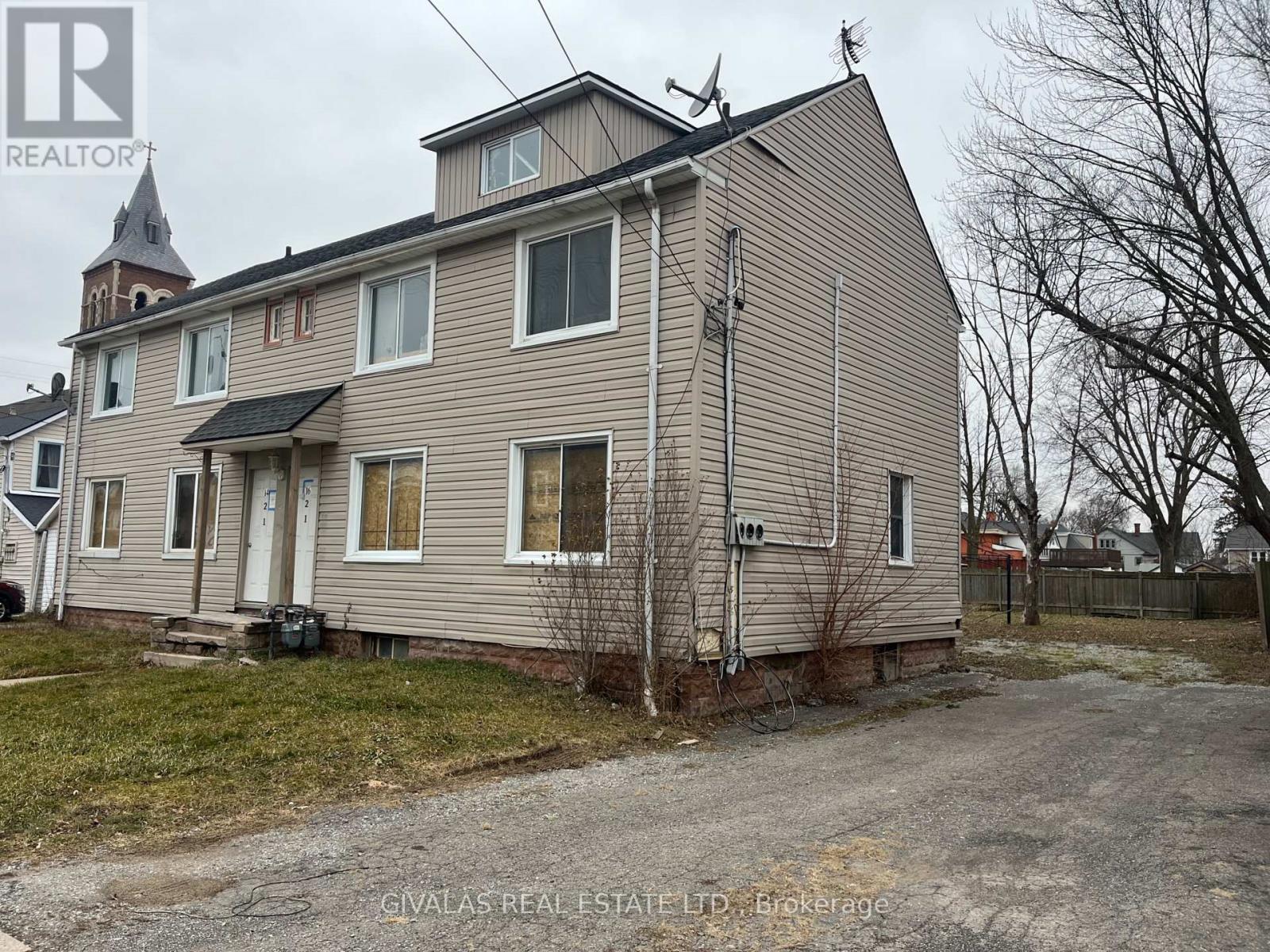 14 Asher Street, Welland, Ontario  L3B 4J1 - Photo 2 - X12690258