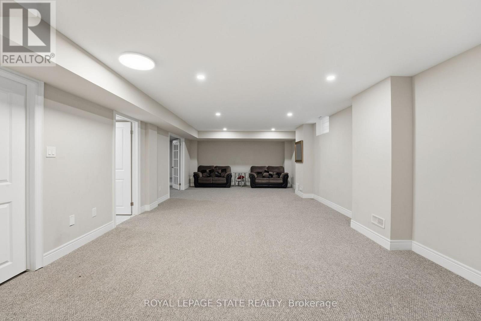 29 Roselawn Avenue, Hamilton, Ontario  L9G 0H9 - Photo 20 - X12690312