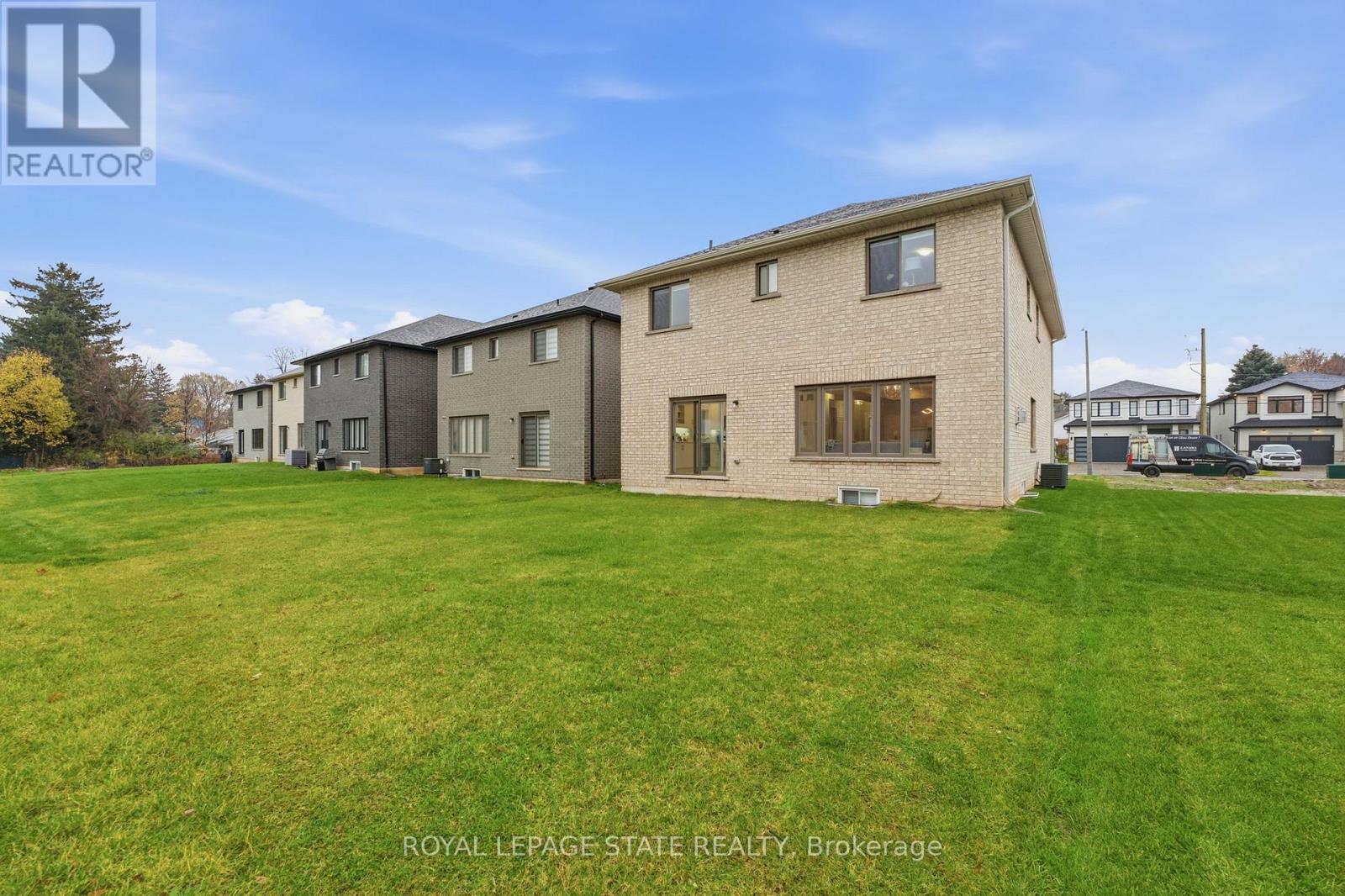 29 Roselawn Avenue, Hamilton, Ontario  L9G 0H9 - Photo 24 - X12690312