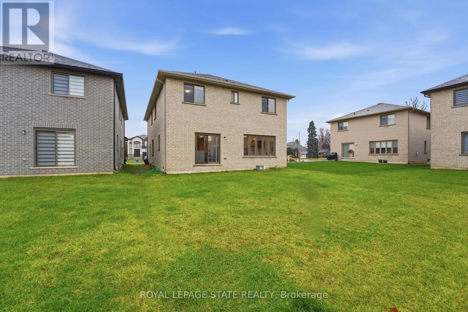 29 Roselawn Avenue, Hamilton, Ontario  L9G 0H9 - Photo 25 - X12690312