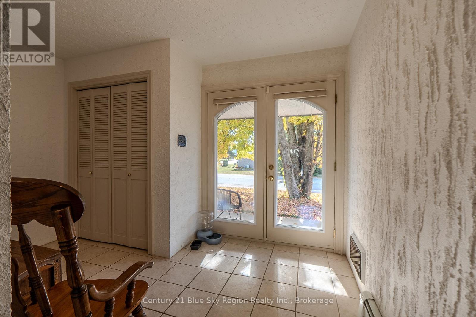 61 Third Street, West Nipissing, Ontario  P2B 3A9 - Photo 5 - X12690364