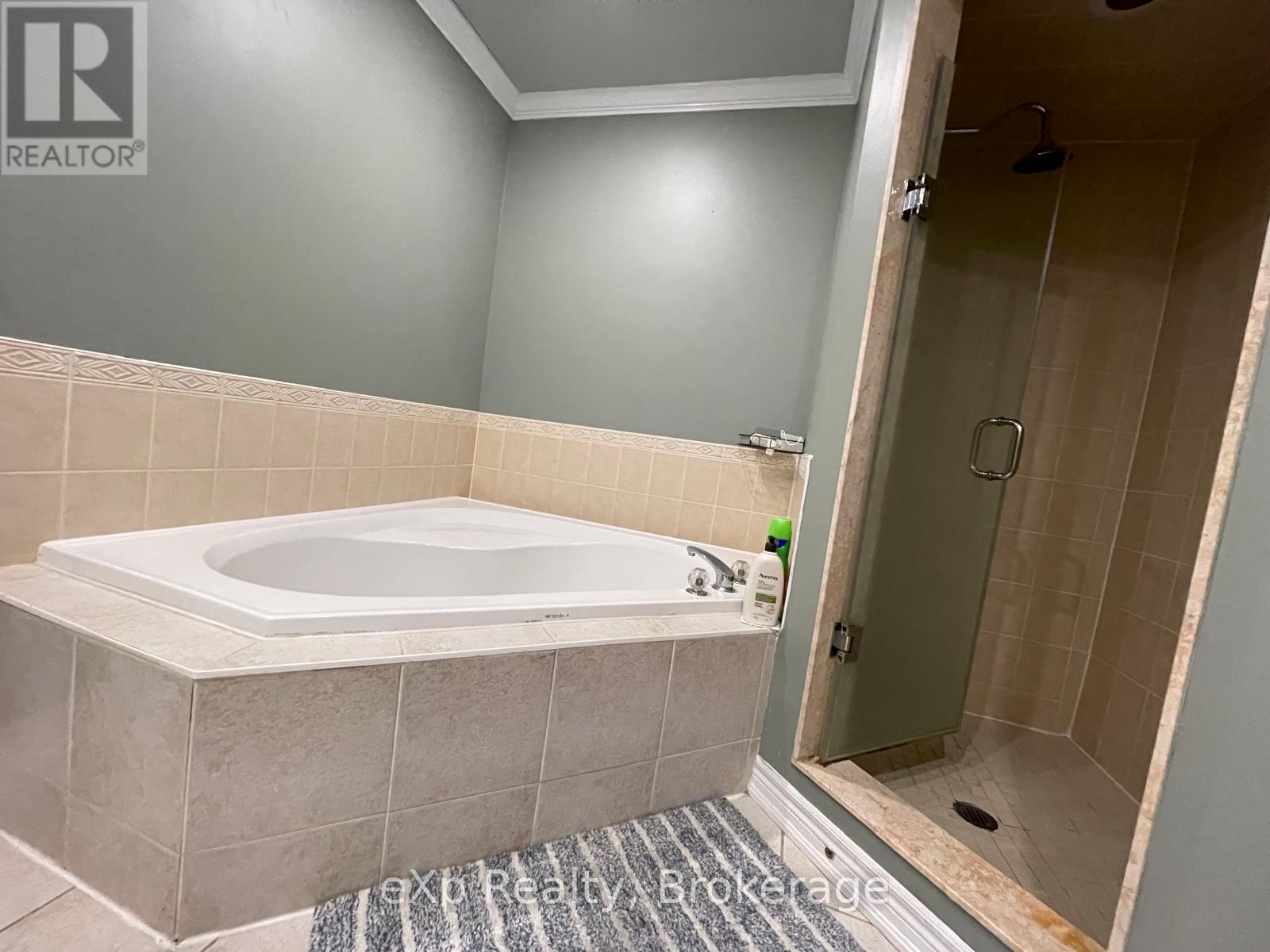 6 Purple Finch Court, Brampton, Ontario  L6X 5A3 - Photo 16 - W12690456