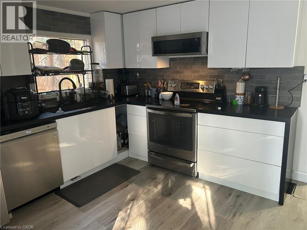 159 Waterloo Street, Kitchener, Ontario  N2H 3V5 - Photo 2 - 40797636