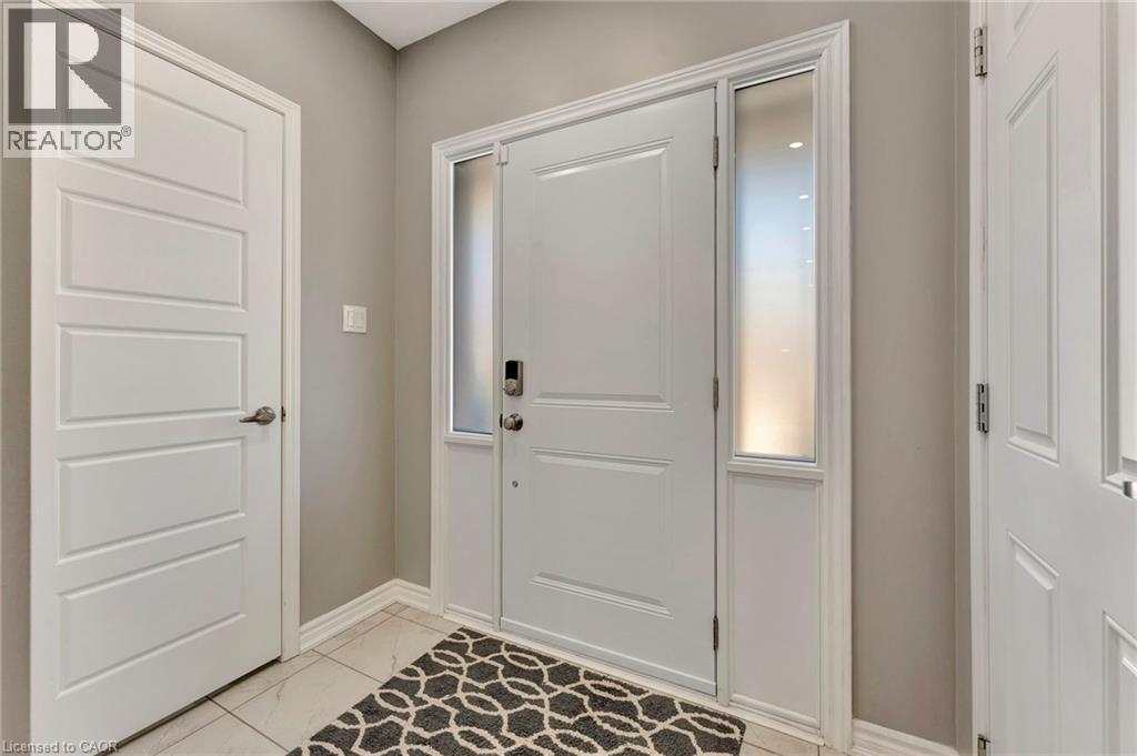212 Waterbrook Lane, Kitchener, Ontario  N2P 0H7 - Photo 3 - 40797154