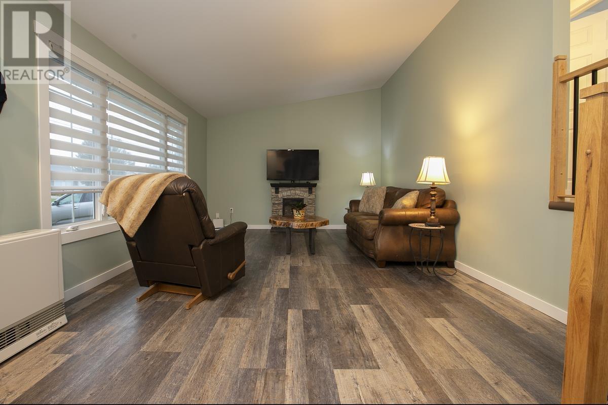 43 Nichol Ave, Sault Ste. Marie, Ontario  P6C 4V3 - Photo 15 - SM260041