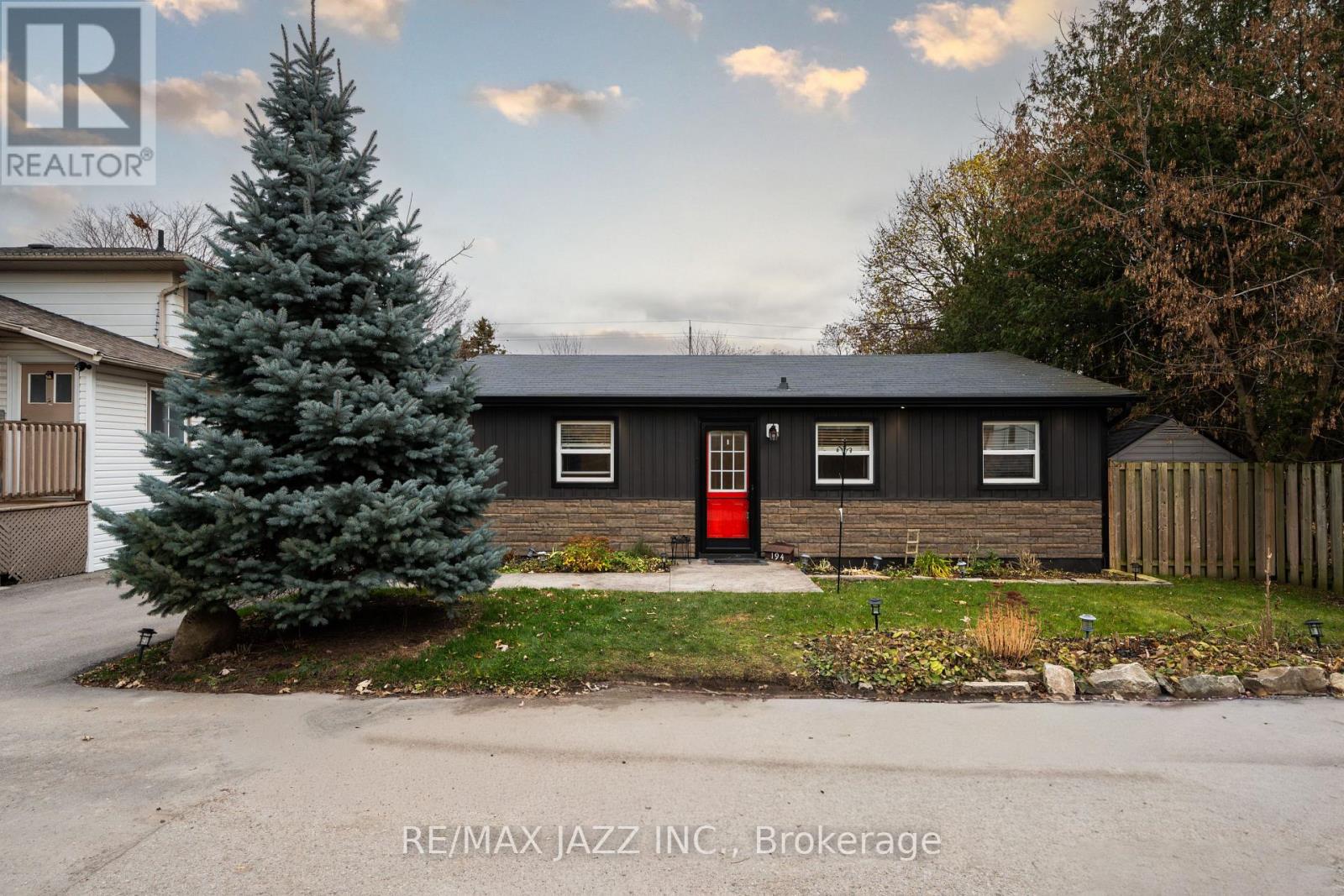 194 Liberty Street N, Clarington, Ontario  L1C 2M5 - Photo 1 - E12690466