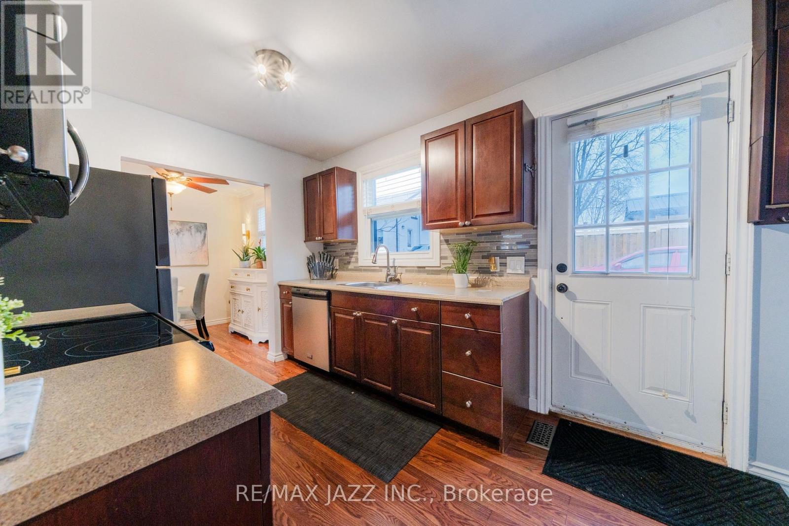 194 Liberty Street N, Clarington, Ontario  L1C 2M5 - Photo 5 - E12690466