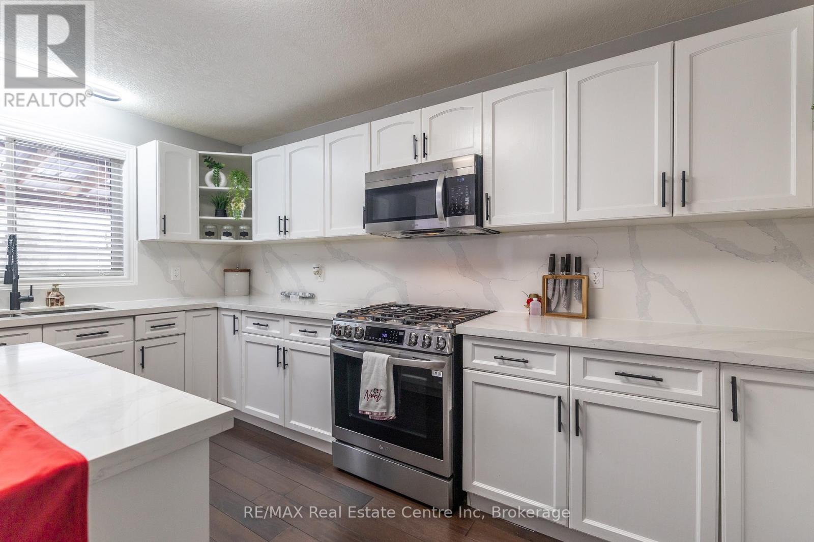 104 Schmidt Drive, Wellington North, Ontario  N0G 1A0 - Photo 15 - X12690332