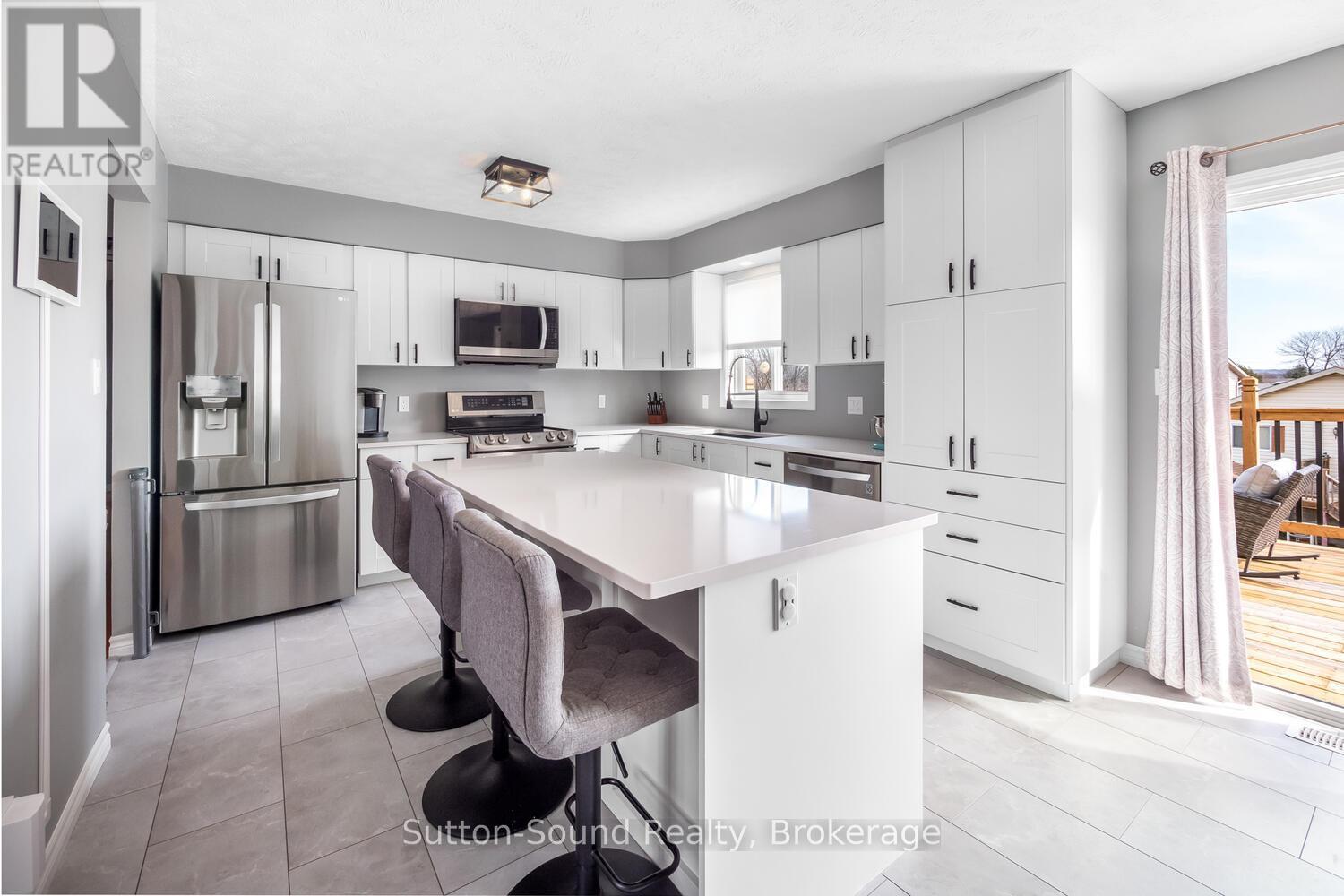 2667 8th Avenue E, Owen Sound, Ontario  N4K 6S5 - Photo 7 - X12690416