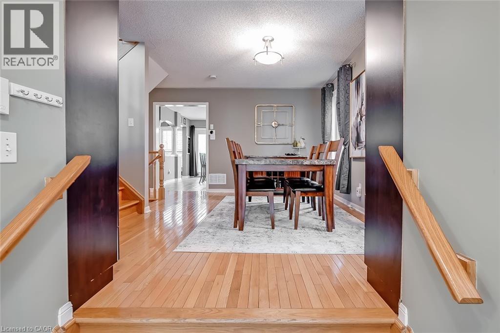 5586 Churchill Meadows Boulevard, Mississauga, Ontario  L5M 6M6 - Photo 6 - 40797722