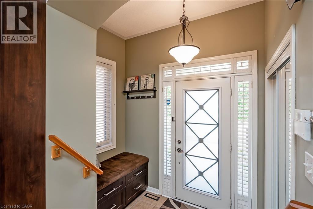 5586 Churchill Meadows Boulevard, Mississauga, Ontario  L5M 6M6 - Photo 4 - 40797722