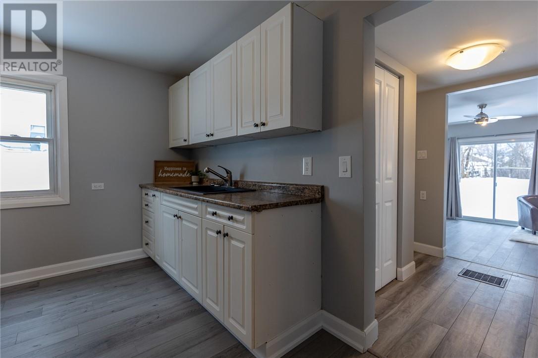 389 Albert Street, Espanola, Ontario  P5E 1K6 - Photo 10 - 2126079