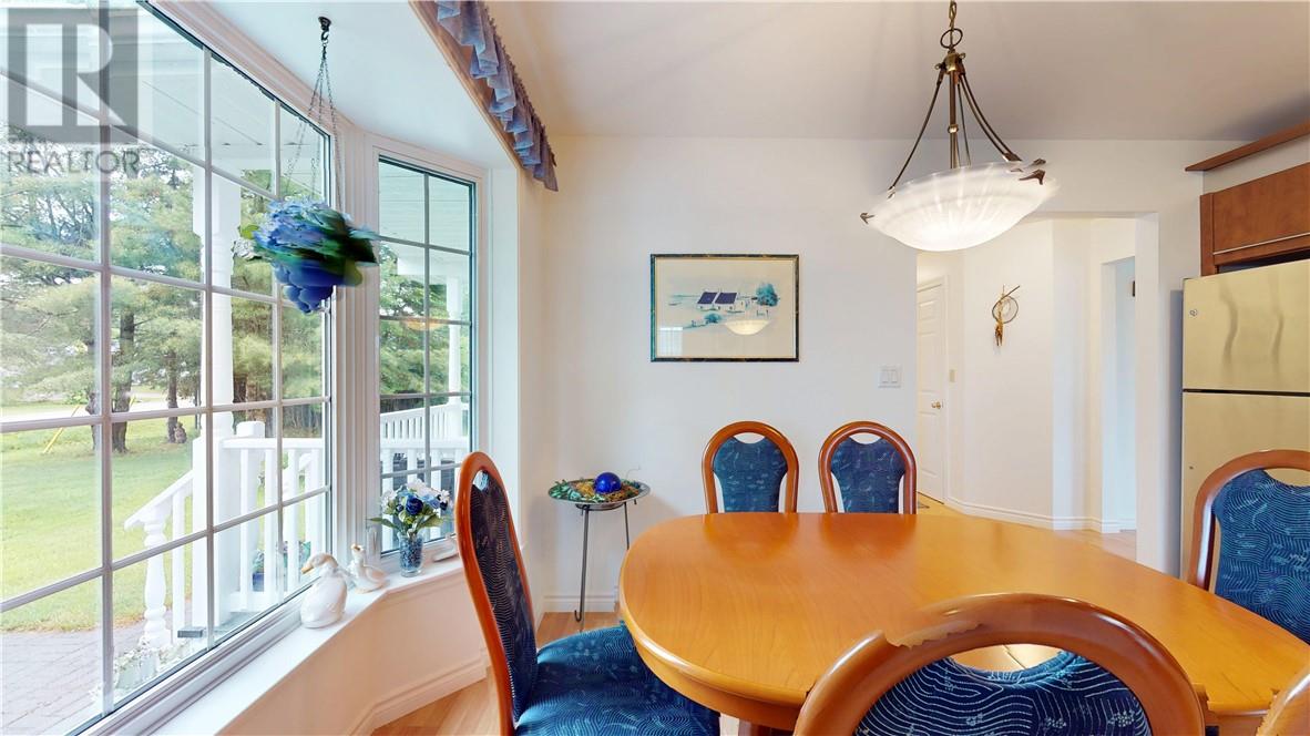 12 Islandview, Mindemoya, Ontario  P0P 1S0 - Photo 21 - 2126054