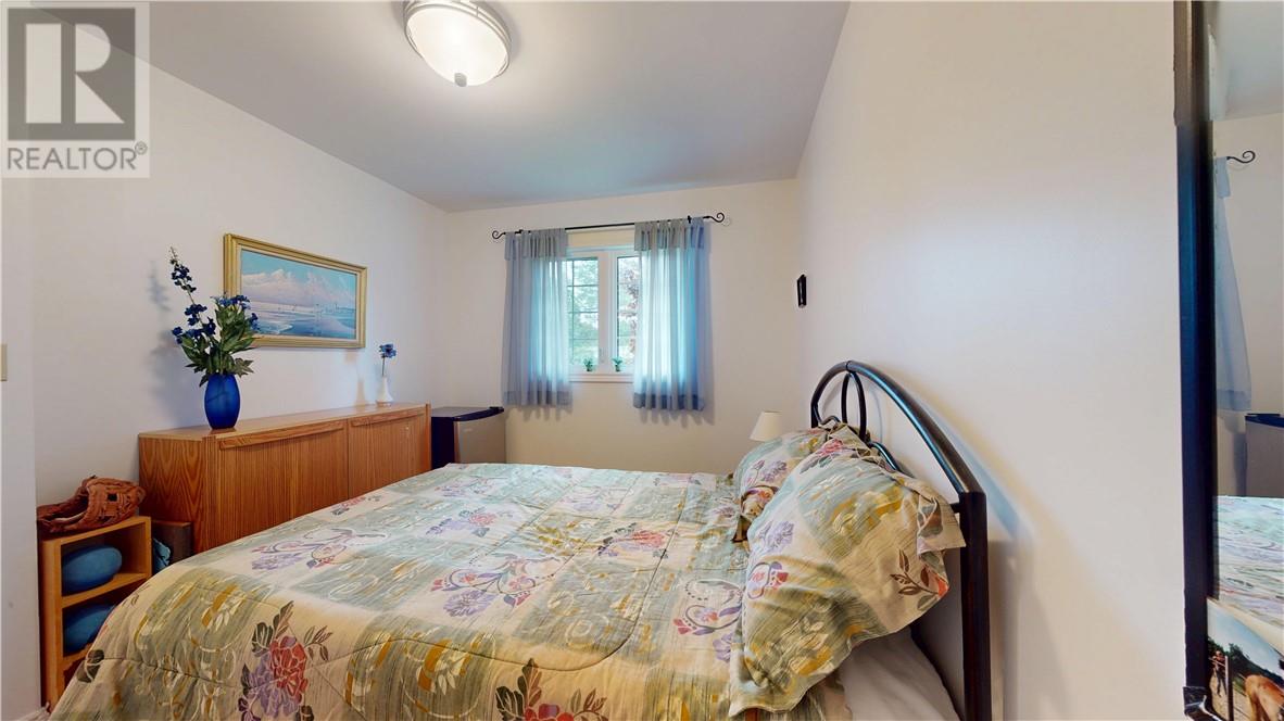 12 Islandview, Mindemoya, Ontario  P0P 1S0 - Photo 37 - 2126054