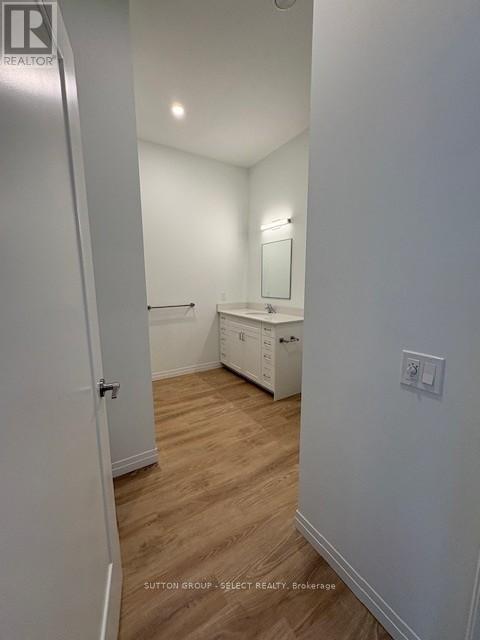 109 - 351 Hill Street, London East, Ontario  N6B 2M1 - Photo 7 - X12690426