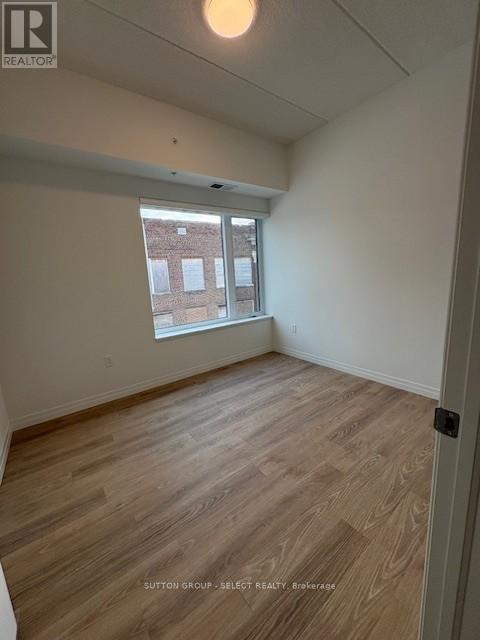 315 - 351 Hill Street, London East, Ontario  N6B 2M1 - Photo 11 - X12690430