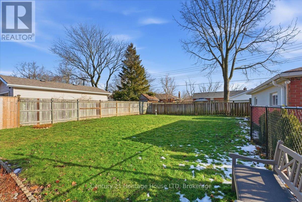 50 Barron Street, Welland, Ontario  L3C 2K5 - Photo 34 - X12690348