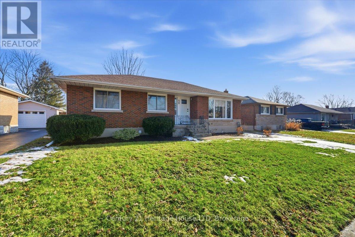 50 Barron Street, Welland, Ontario  L3C 2K5 - Photo 4 - X12690348