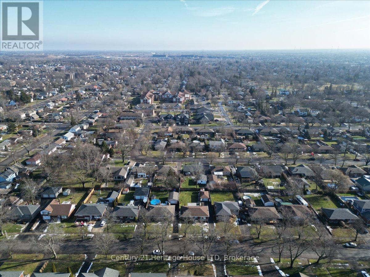 50 Barron Street, Welland, Ontario  L3C 2K5 - Photo 44 - X12690348