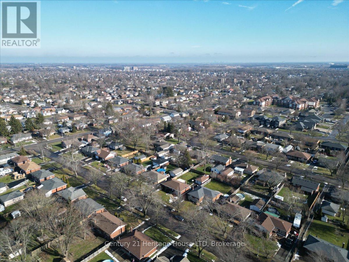 50 Barron Street, Welland, Ontario  L3C 2K5 - Photo 45 - X12690348