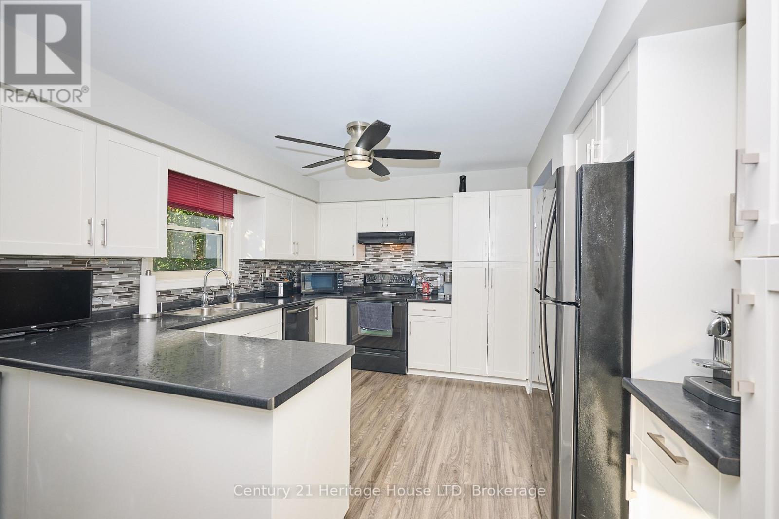 18 Bascary Crescent, St. Catharines, Ontario  L2S 3M8 - Photo 12 - X12690380