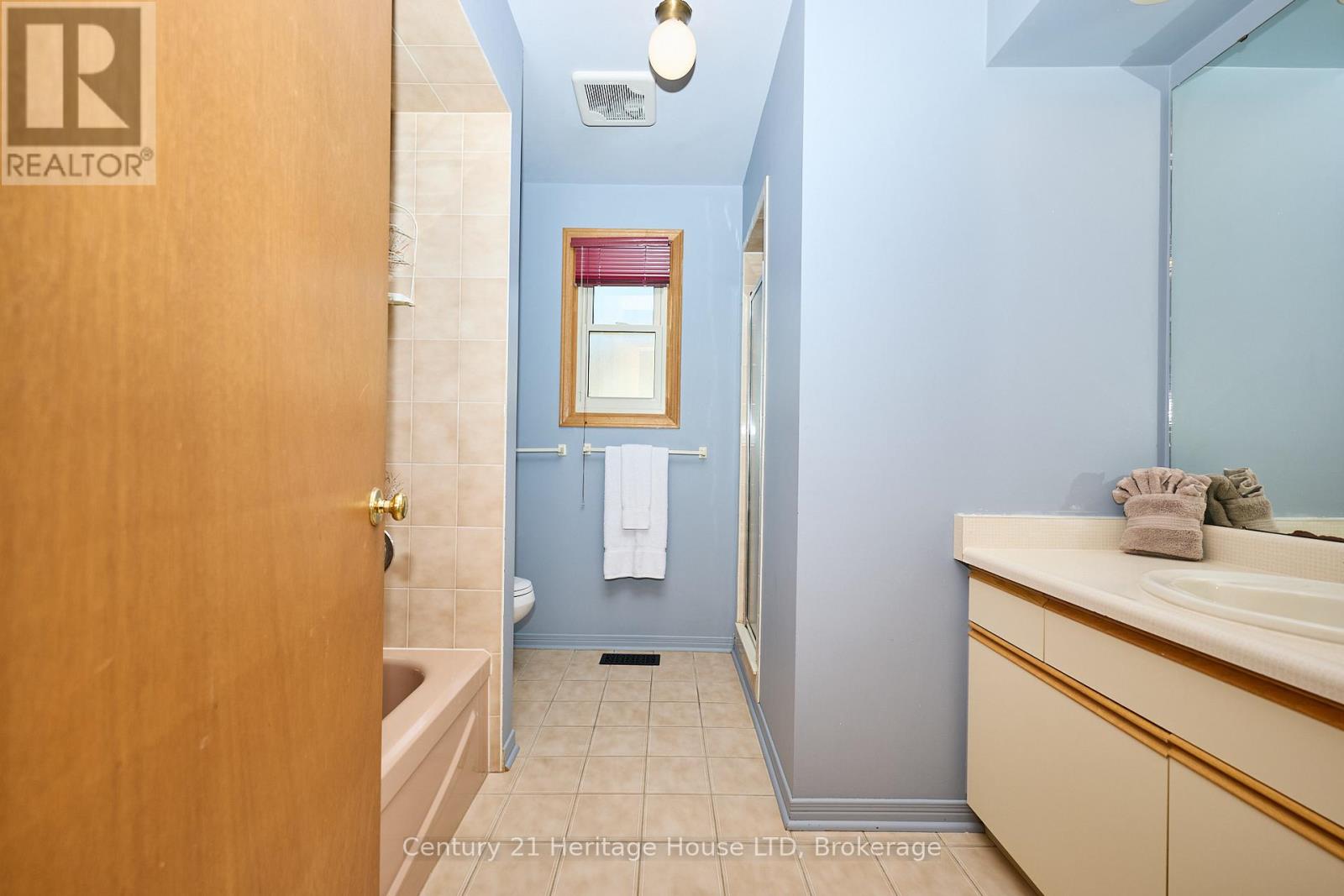 18 Bascary Crescent, St. Catharines, Ontario  L2S 3M8 - Photo 27 - X12690380