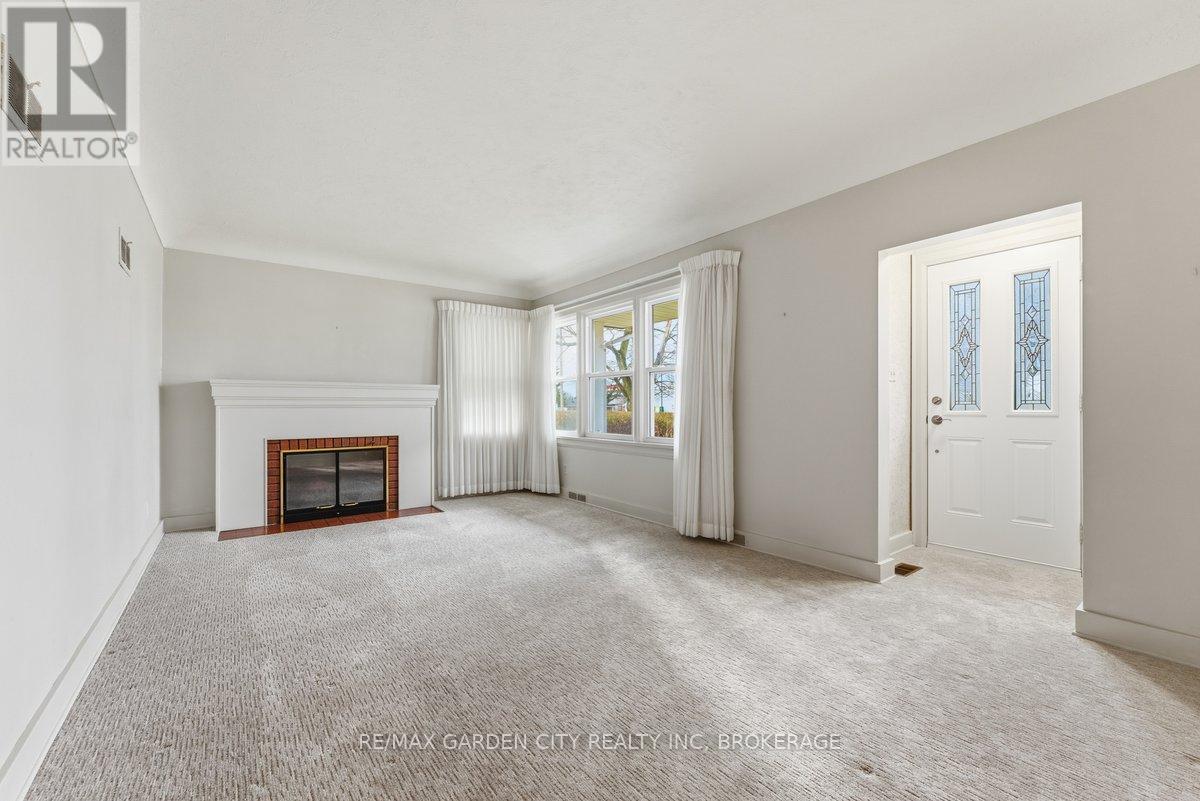 1509 Haist Street N, Pelham (Fonthill), Ontario  L0S 1E0 - Photo 9 - X12690448