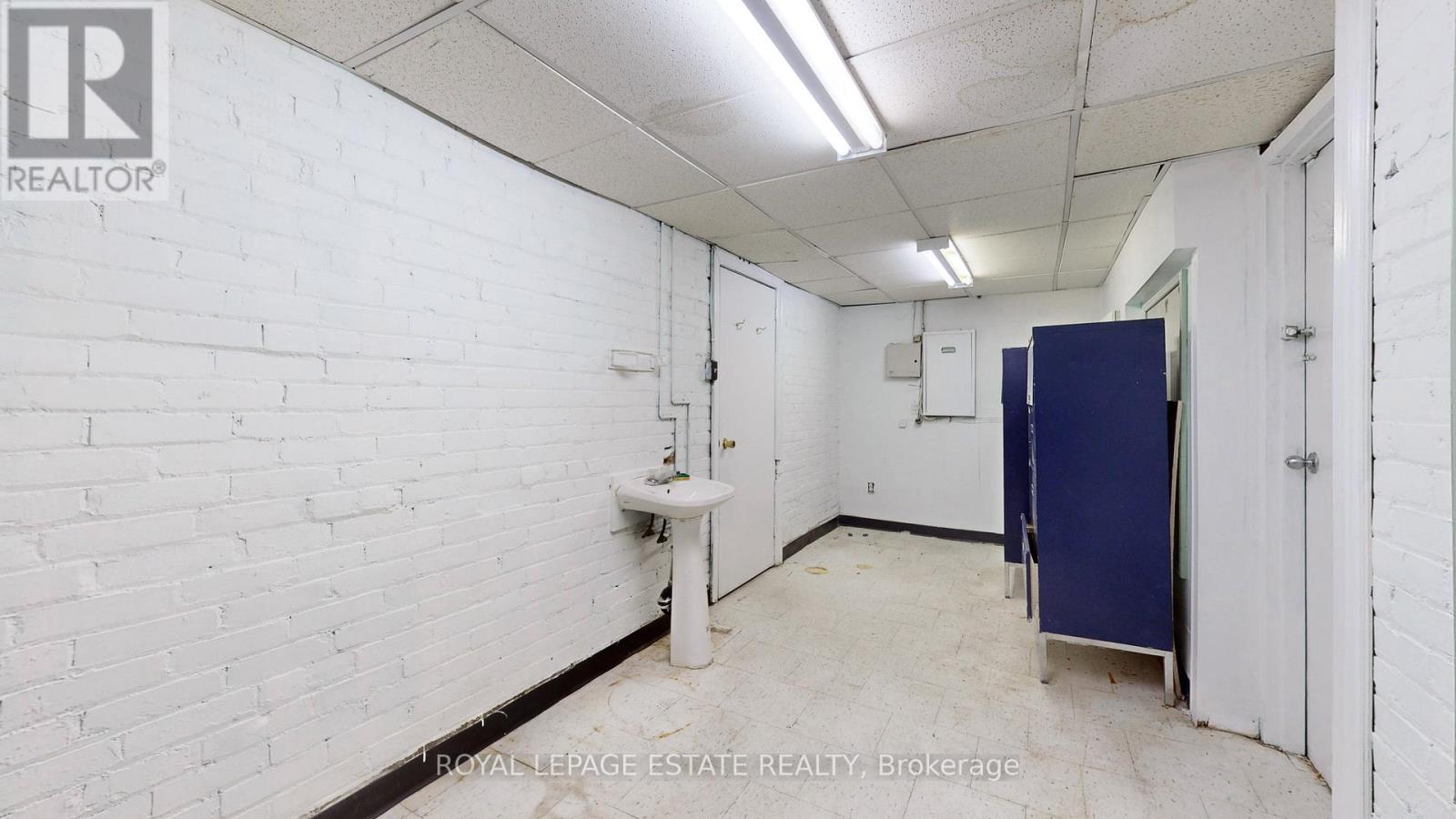 B101 - 2558 Danforth Avenue, Toronto, Ontario  M4C 1L3 - Photo 12 - E12665760