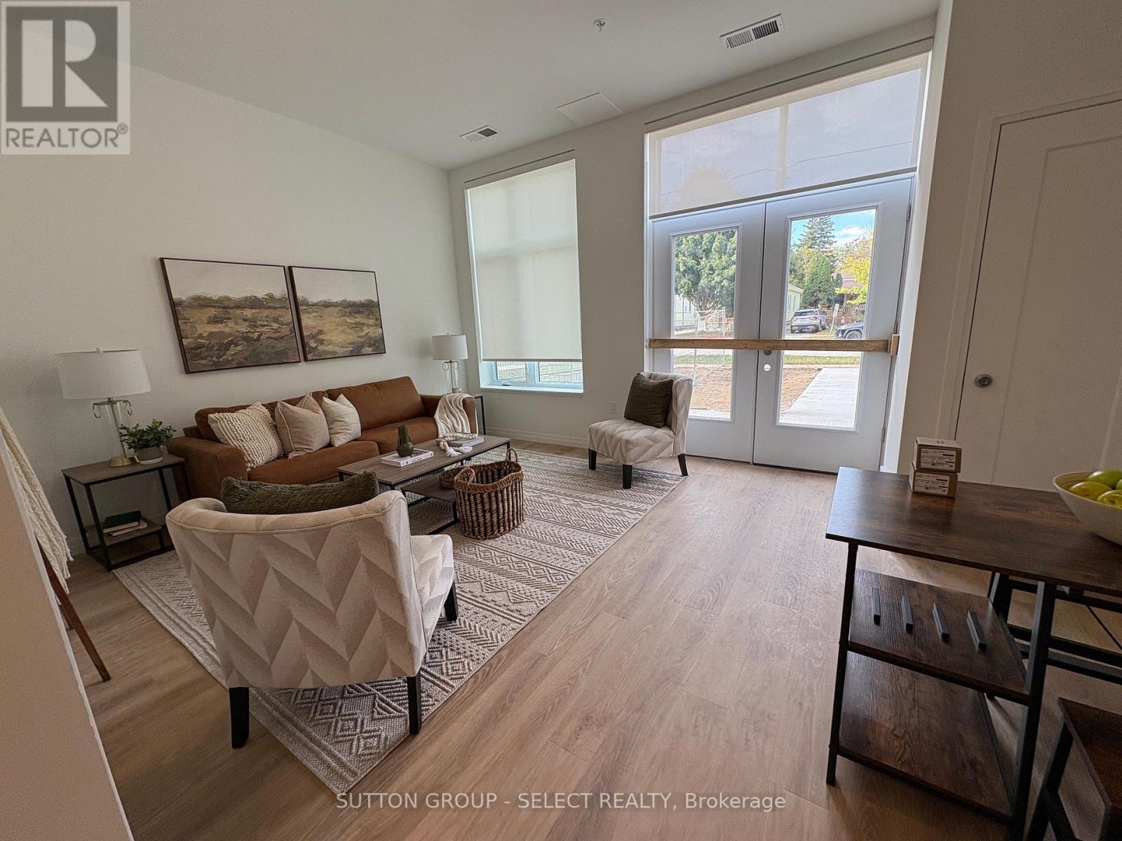 102 - 351 Hill Street, London East, Ontario  N6B 2M1 - Photo 6 - X12690428