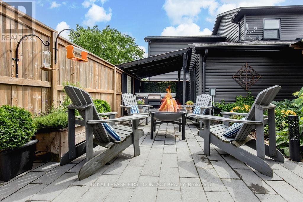 1370 Killarney Beach Road, Innisfil, Ontario  L0L 1W0 - Photo 17 - N12436703