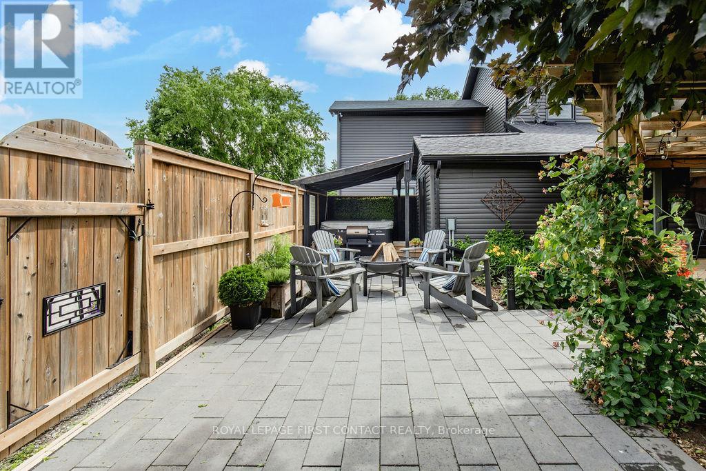 1370 Killarney Beach Road, Innisfil, Ontario  L0L 1W0 - Photo 16 - N12436703