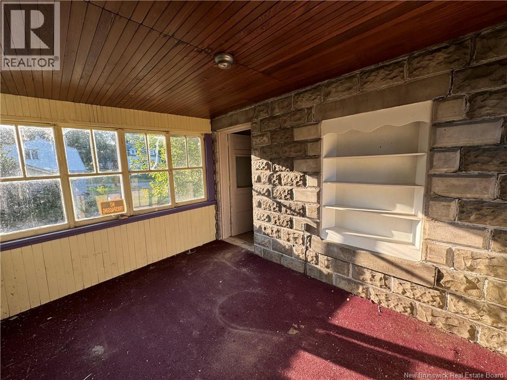 15 Elm Street, Mcadam, New Brunswick  E6J 1X5 - Photo 7 - NB132066