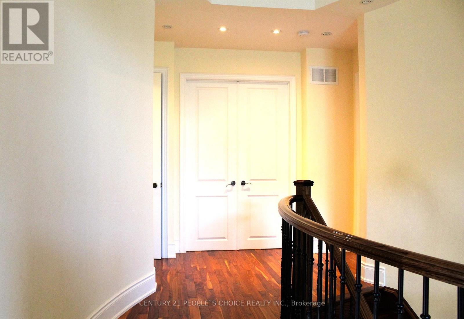 1275 Saginaw Crescent N, Mississauga, Ontario  L5H 1X4 - Photo 17 - W12684160