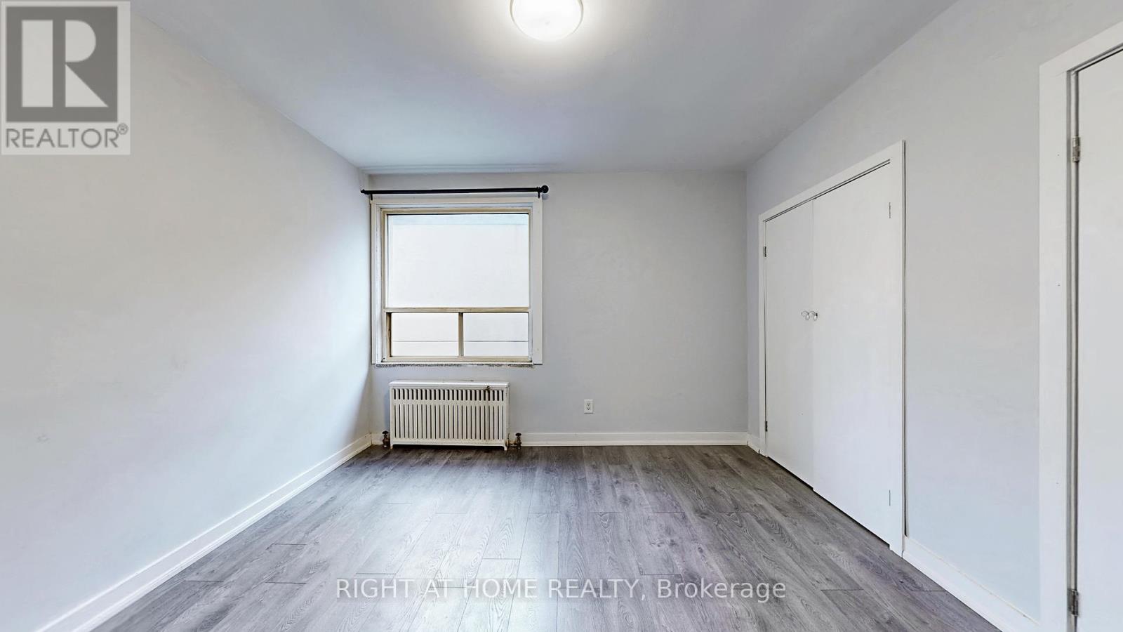 308 - 896 Eglinton Avenue E, Toronto, Ontario  M4G 2L2 - Photo 12 - C12690328