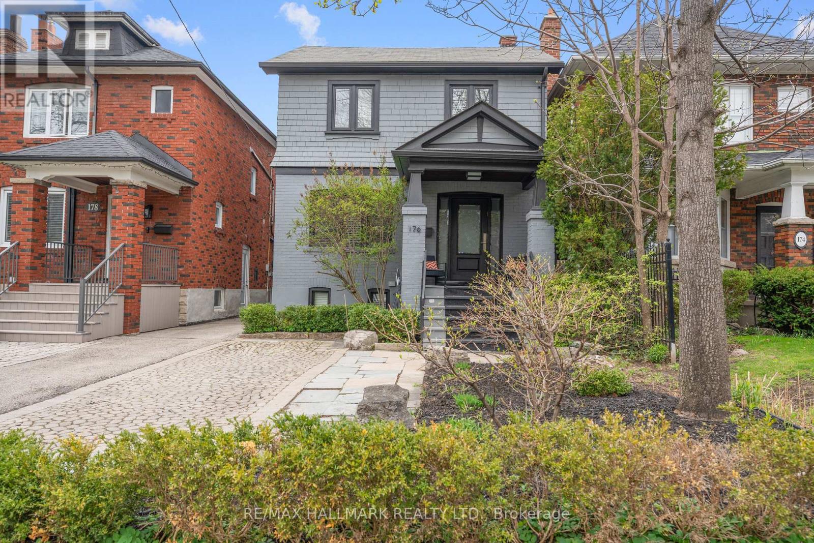 176 Melrose Avenue, Toronto, Ontario  M5M 1Z1 - Photo 1 - C12690386