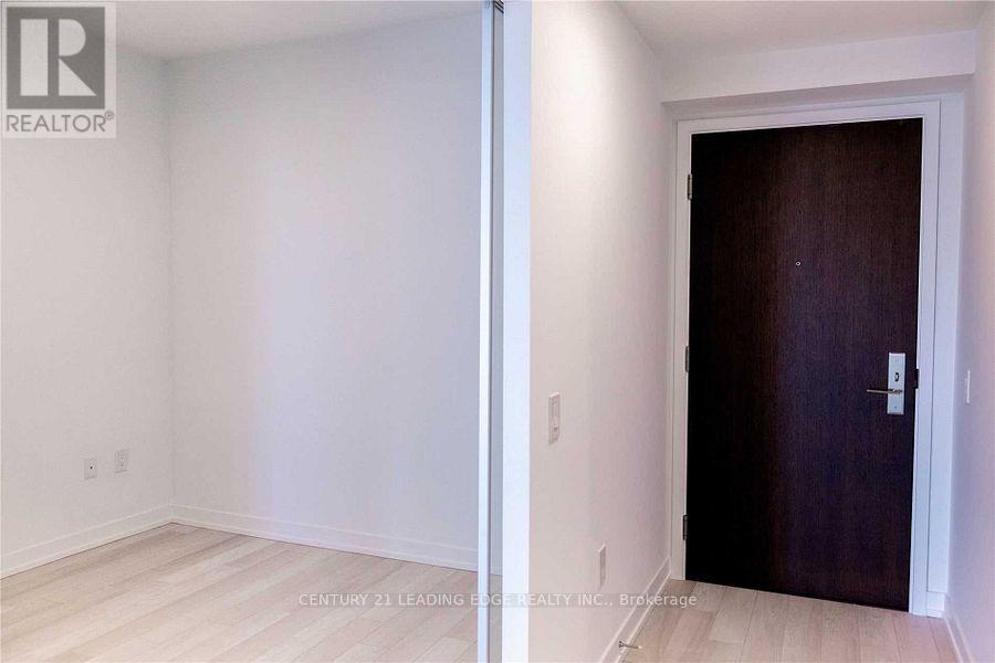 2210 - 39 Roehampton Avenue, Toronto, Ontario  M4P 1P9 - Photo 4 - C12690388