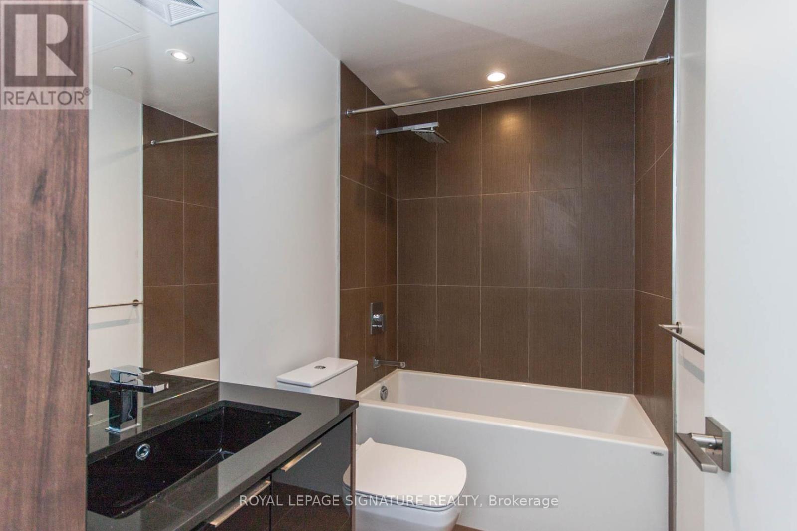 2902 - 70 Temperance Street, Toronto, Ontario  M5H 0B1 - Photo 9 - C12690436