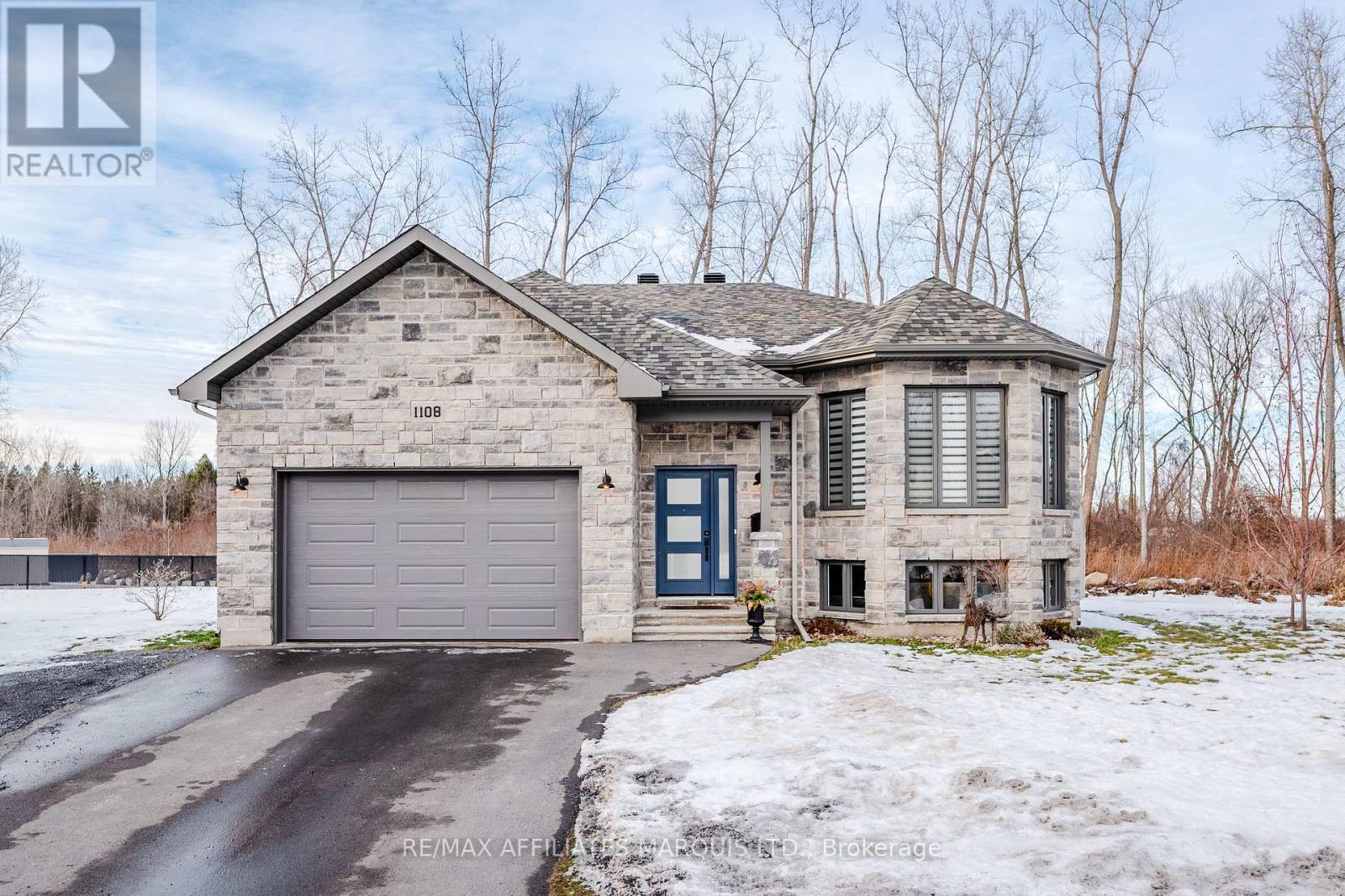 1108 Nicolas Crescent, Cornwall, Ontario  K6J 0C1 - Photo 1 - X12690338