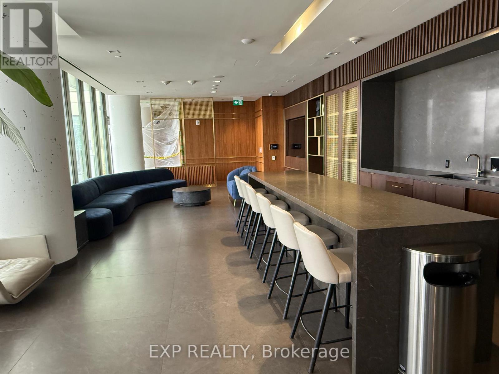 308 - 950 Portage Parkway, Vaughan, Ontario  L4K 0J7 - Photo 29 - N12690374